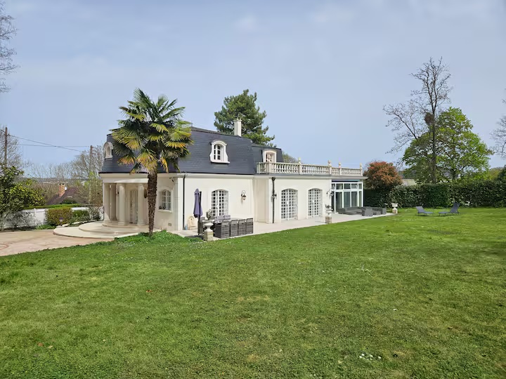 Villa Noisy-le-Grand